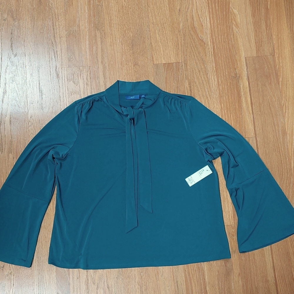 Apt. 9 NWT Womens XXL Bell Sleeve Blouse with Tie Midnight Sapphire